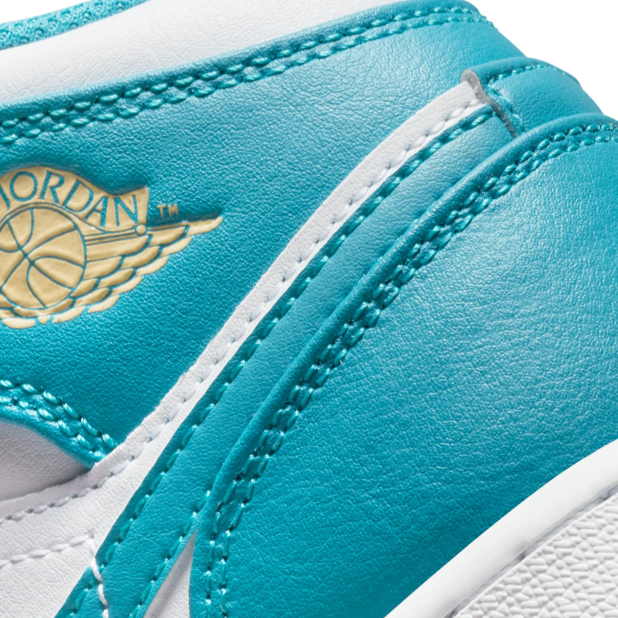 Air Jordan 1 Kids Mid Shoes