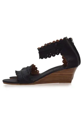 Magdalena Wedges